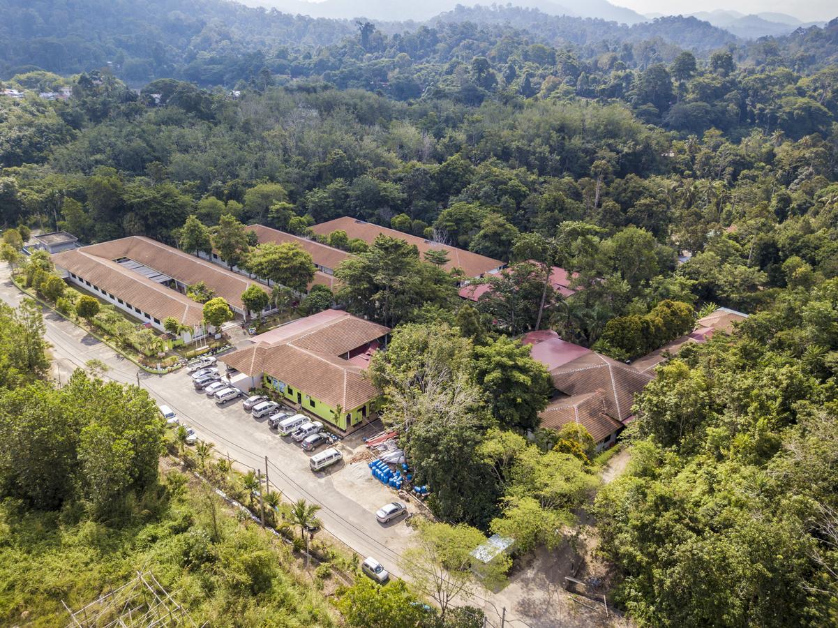 Han Rainforest Resort Kuala Tahan Bagian luar foto