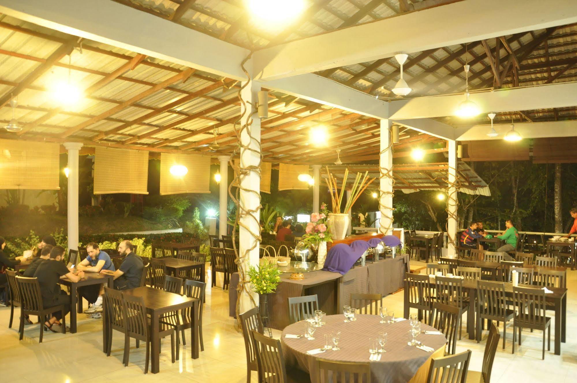 Han Rainforest Resort Kuala Tahan Bagian luar foto