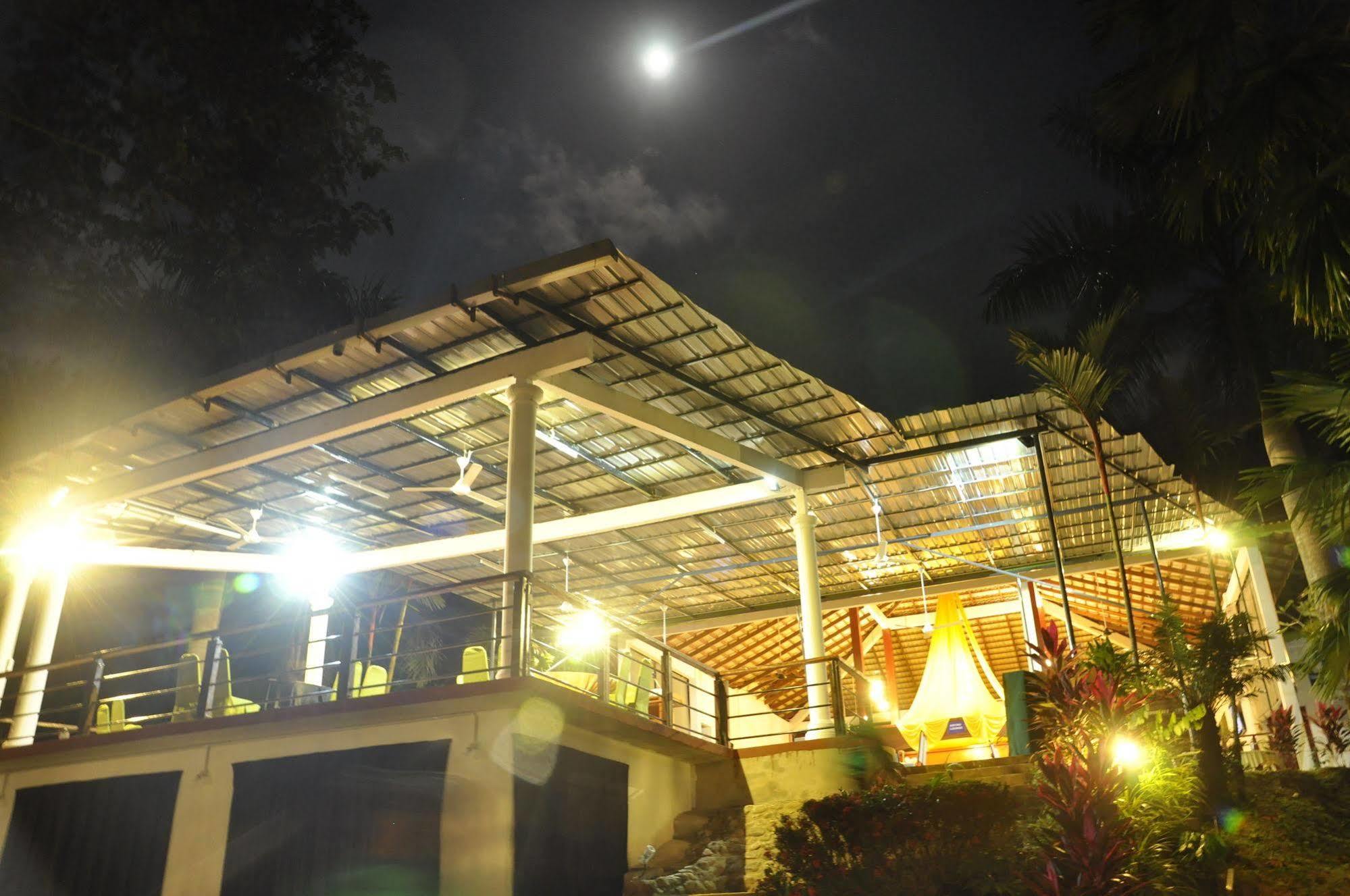 Han Rainforest Resort Kuala Tahan Bagian luar foto